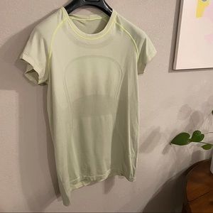Lululemon short sleeve exercise top